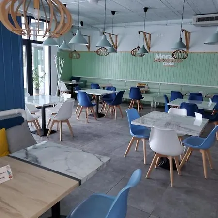 Klimatyzowany Blue , Parking Basen Sarbinowo