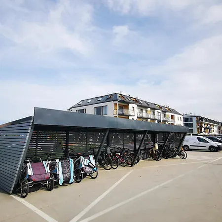 Klimatyzowany Blue , Parking Basen Sarbinowo