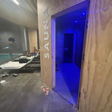 Blue Ii Parking Basen Sauna דירה סרבינובו